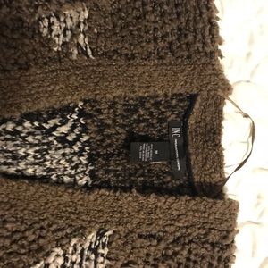 Women’s long lounge sweater